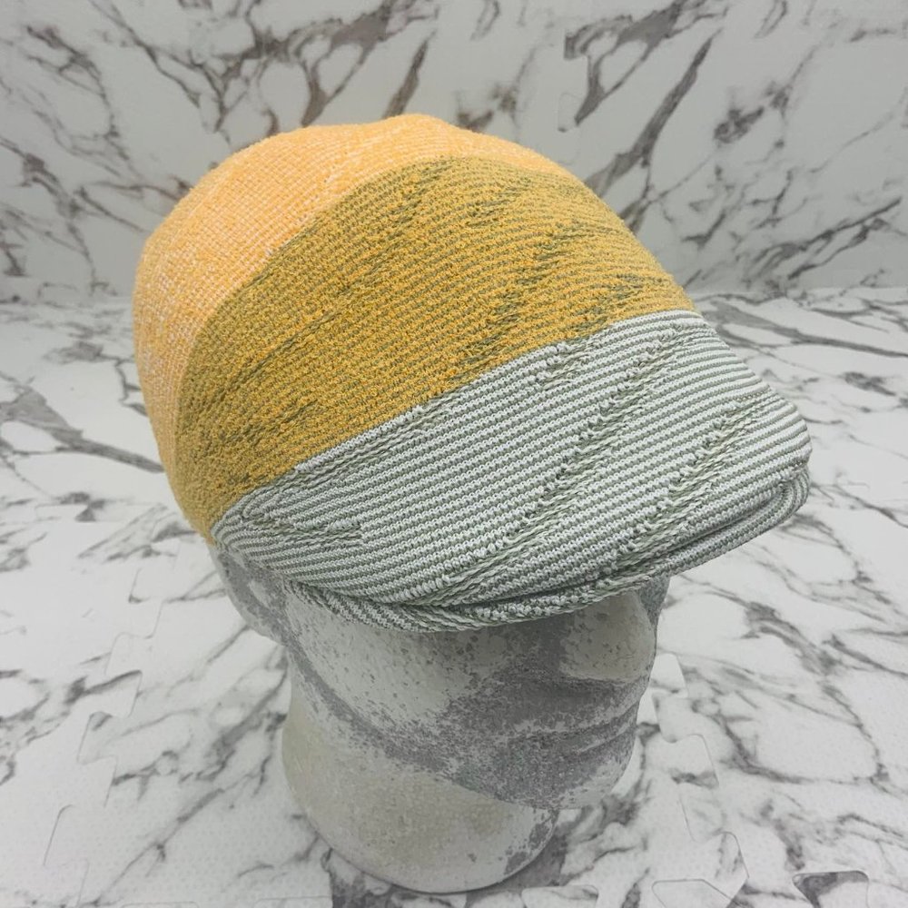 Men's Kangol Apricot | Multicolor Wavy Spot 507 Hat NWT